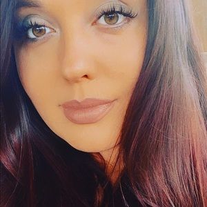 Meet your Posher, Samra